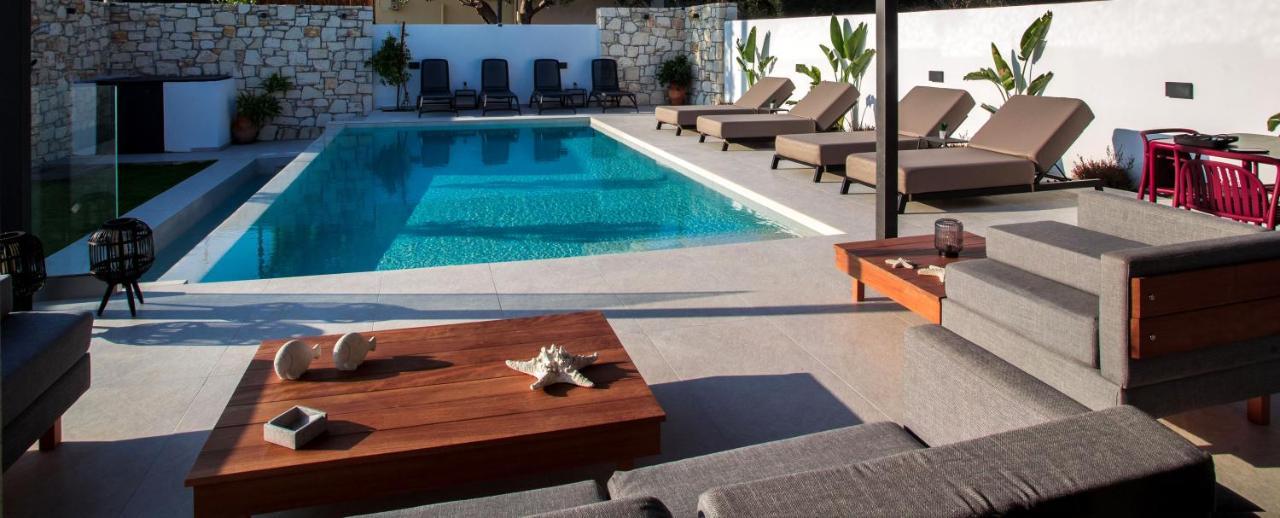 Avrilia Seaside Villa Heated Pool Алмірида Екстер'єр фото