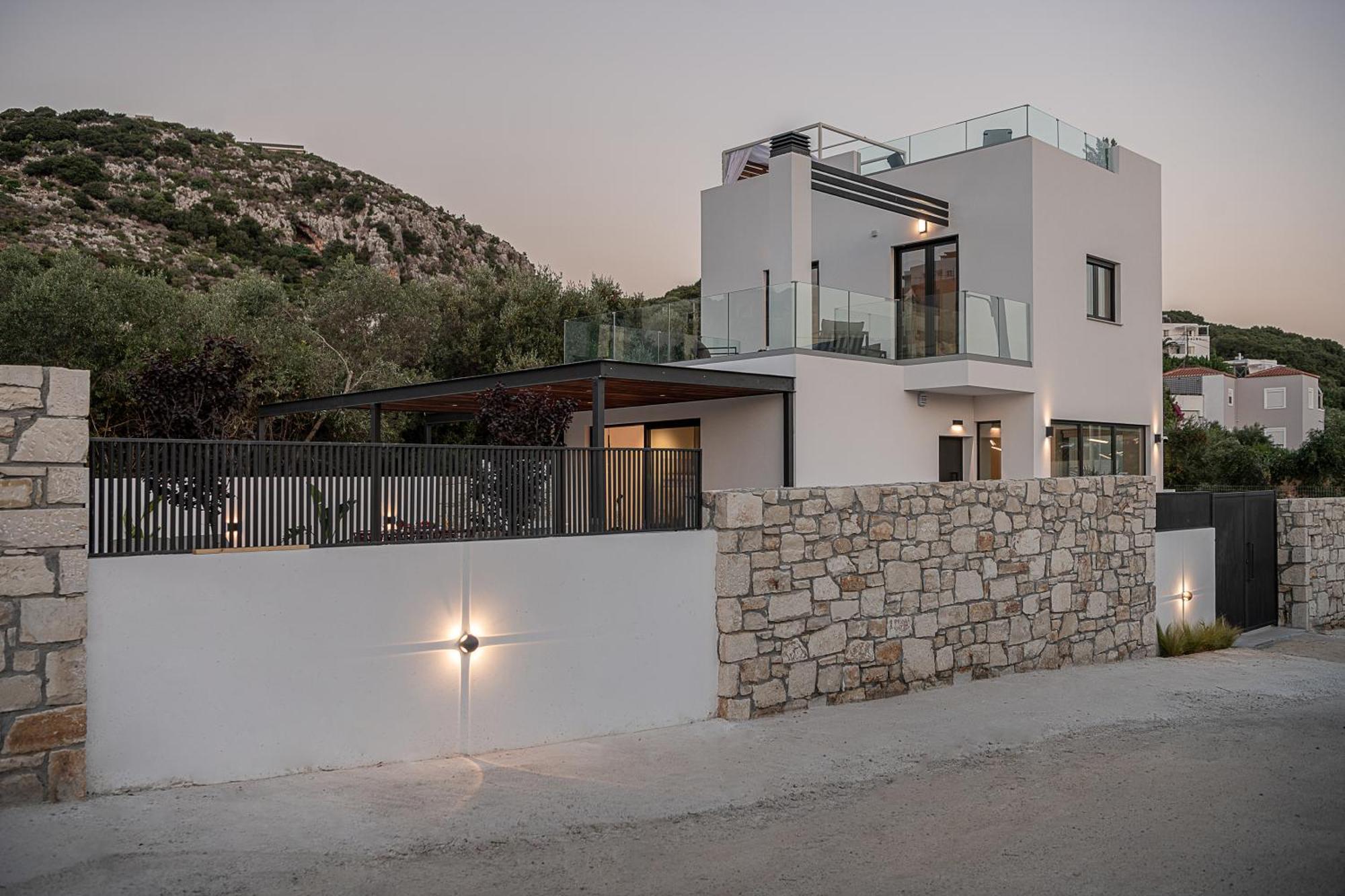 Avrilia Seaside Villa Heated Pool Алмірида Екстер'єр фото